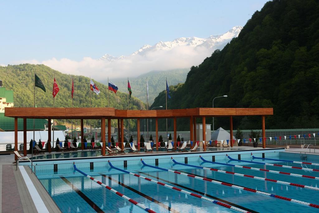 Grand Hotel Polyana Esto-Sadok Exterior foto The Olympic Park in Melikala